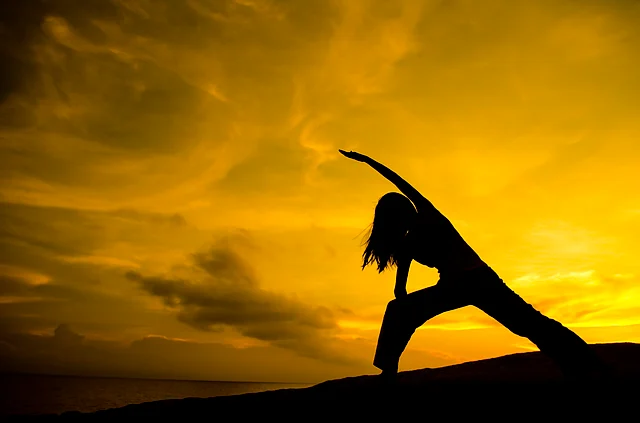 If you’re thinking about trying yoga, you don’t need to touch your toes from day 1. The only thing you need is an open mind. (Photo: iStock)