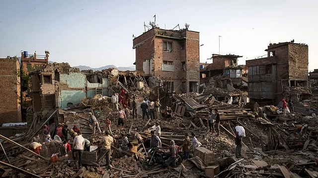 India pledges US$ 1 billion for Nepal’s reconstruction. (Photo: Reuters)