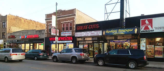Chicago’s Devon Avenue. (Photo: Sonia Chopra)