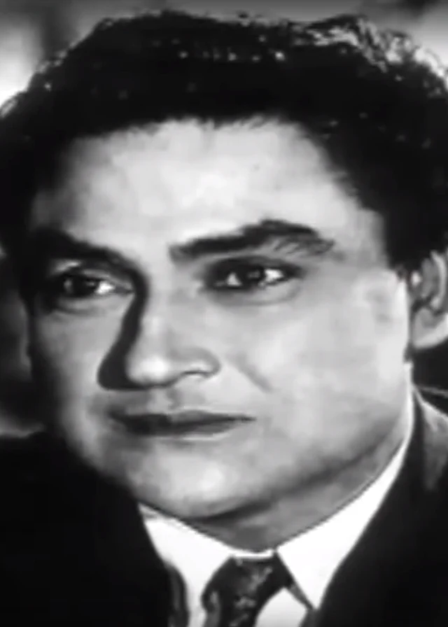 Ashok Kumar always attracted the ladies.