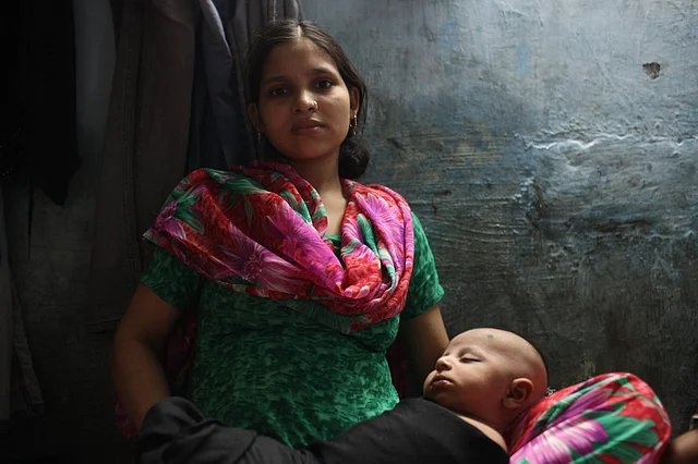 SNEHA’s workers also talk to doctors in government hospitals and local police officers, sensitising them to victims of domestic violence. (Photo Courtesy: <a href="https://www.facebook.com/SnehaMumbai/photos">Facebook/SNEHA</a>)