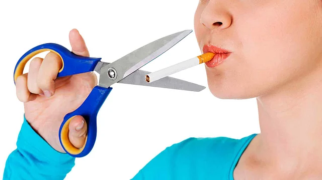 The risk of heart attack is twofold higher for smokers.