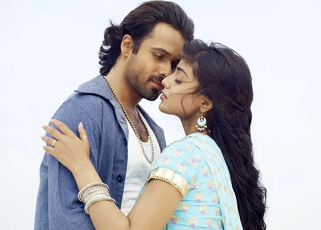 Emraan Hashmi and Shriya Saran in <i>Awaarapan</i>