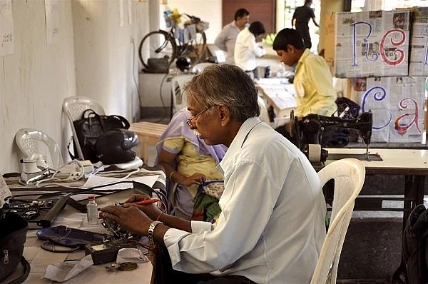 Repairers, volunteers and visitors can gather to repair household items. (Photo: The News Minute)