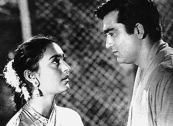 Sunil Dutt in a scene from <i>Sujata</i> with Nutan.