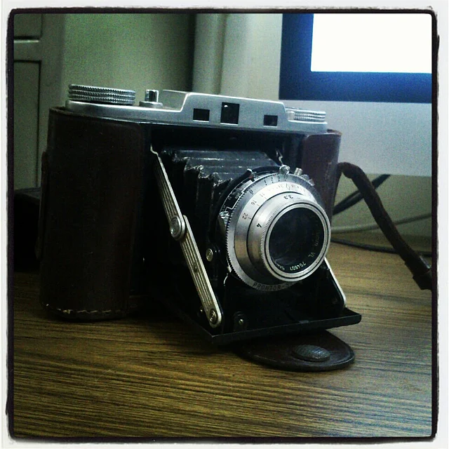 The attentive ghosts of the past-the analogue camera. (Photo Courtesy : Tumblr/<a href="http://http://dawdle-doodle.tumblr.com/post/36082988317/analogue-camera-3-german-made-asus-camera-takes">dawdle-doodle</a>)