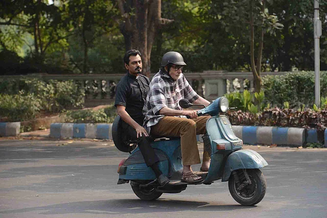 Nawazuddin and Amitabh Bachchan in <i>Te3n</i>