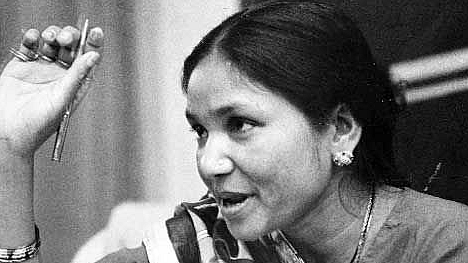 Phoolan Devi was charged with 48 crimes, including 30 charges of dacoity (banditry) and kidnapping and remained in prison for 11 years. (Photo Courtesy: Twitter/<a href="https://twitter.com/search?f=images&vertical=default&q=phoolan%20devi&src=typd'">@Venecia</a>)
