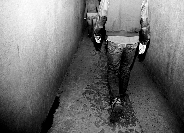 Research proves that certain kinds of people have a higher risk of being stalked. (Photo: iStock)