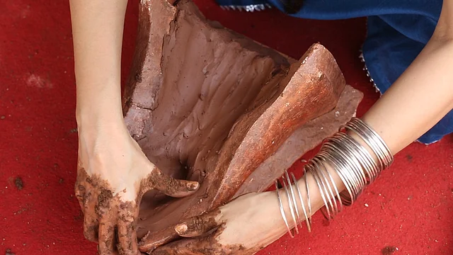 Ensuring precision in the features of the idol. (Photo: The Quint)