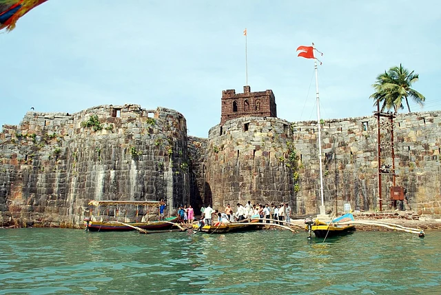 Sindhudurg fort in Konkan. (Picture Courtesy: <a href="http://shreeganesharesort.com/sindhudurg-fort/">shreeganesharesort.com</a>)