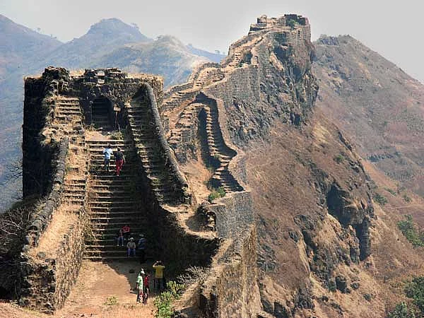 Fort of Rajgad in Pune district. (Photo Courtesy: <a href="http://blog.pune99.com/rajgad-fort/">blog.pune99.com</a>)