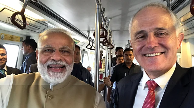 Australian Prime Minister Malcolm Turnbull ordered his government to tighten visa rules six days after his meeting with PM Narendra Modi. Photographed here on the Blue Line of Delhi Metro. (Photo courtesy: Twitter/<a href="https://twitter.com/TurnbullMalcolm/status/851384879694528513">@TurnbullMalcolm</a>)