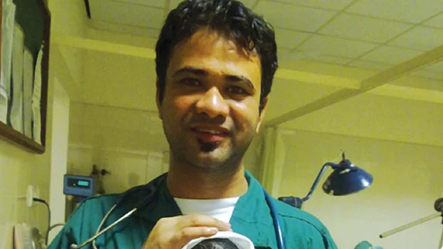 Dr Kafeel Khan