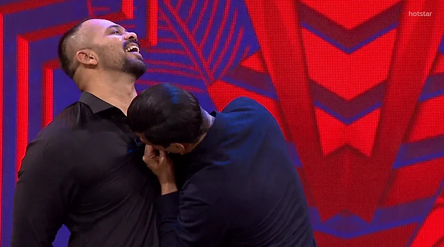 Akshay Kumar and Rohit Shetty’s vulgar enactment of dress-men on film sets. 