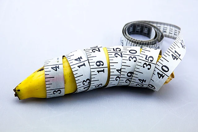 Some people are obsessed with penis size, there are some others who are genuinely concerned about their “performance” in bed.