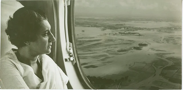 1966: As the Prime Minister of India, Indira Gandhi surveys the flood-devastated areas of Uttar Pradesh and Bihar from an airplane.