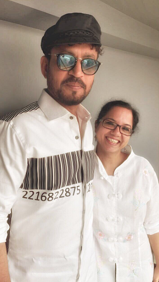 Tanuja Chandra and Irrfan Khan twinning on the sets of <i>Qarib Qarib Singlle.</i>