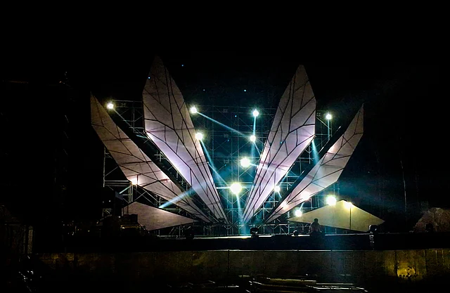 One of the two main stages was a homage to the Dragon Fly.