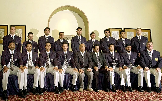 The Indian cricket team poses for photographers in Bombay January 28, 2003, before leaving for the World Cup in South Africa.