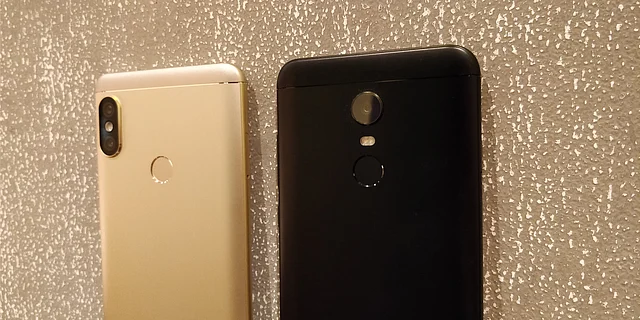 The Redmi Note 5 Pro (left) sports a dual 12+5 megapixel camera while the Redmi Note 5 comes with a single-lens 12 megapixel shooter