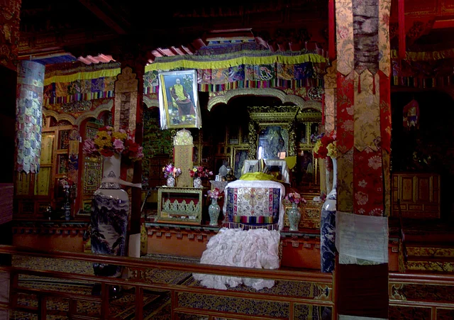 This photograph, taken on 23 June 1999, shows an empty throne of Dalai Lama reserved in the Patola Palace, Lhasa.