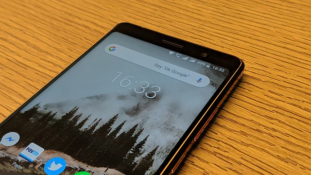 Nokia 7 Plus supports dual SIM. 