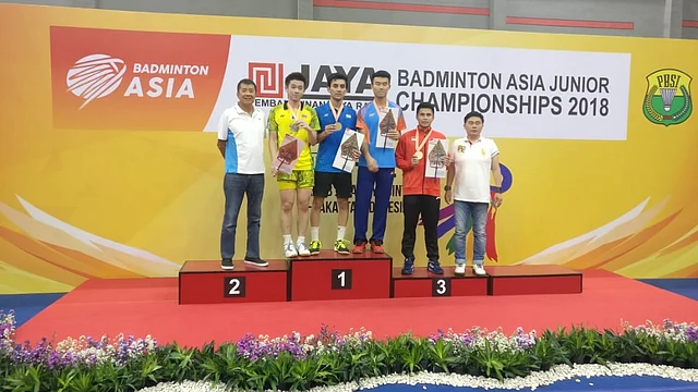 Lakshya Sen beat reigning world junior champion Kunlavut Vitidsarn of Thailand in straight games clinch a gold medal at the Asia Junior Championships in Jakarta on Sunday.