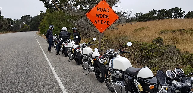 A quick stop while we wait for a few riders to catch up. 
