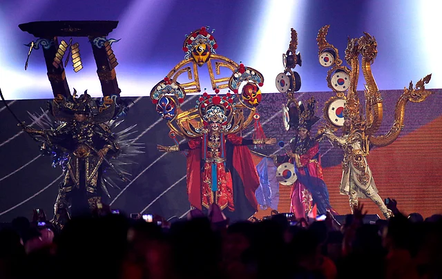 Dancers perform during the closing ceremony for the 18th Asian Games in Jakarta, Indonesia on Sunday.