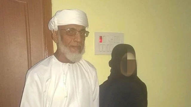 In the first modus operandi, sheikhs and foreign nationals make arrangements for trafficking young women and minors to their country and perform the marriage there.