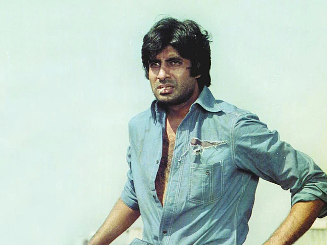 It seems Bachchan Sr. wants us to constantly hold him on a high pedestal but expect nothing of him.