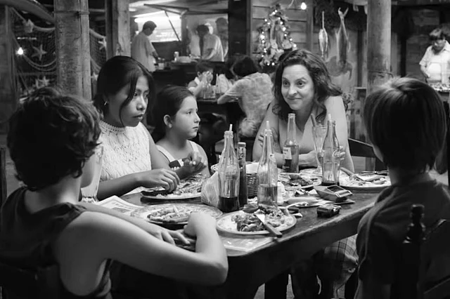 <i>Roma</i> tells the story of an upper middle class family, their four children and two maids.