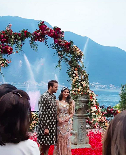 Isha Ambani and Anand Piramal at thier engagement 