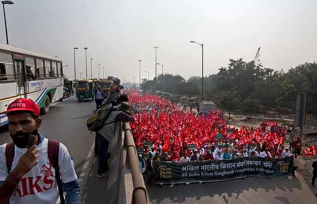 Frustrated farmers have taken to the streets of Delhi in hopes of a better livelihood.