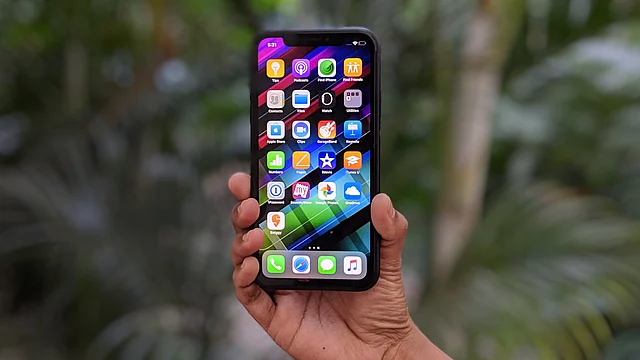 iPhone XR Price in India: iPhone XR is Apple’s so-called affordable iPhone this year. 