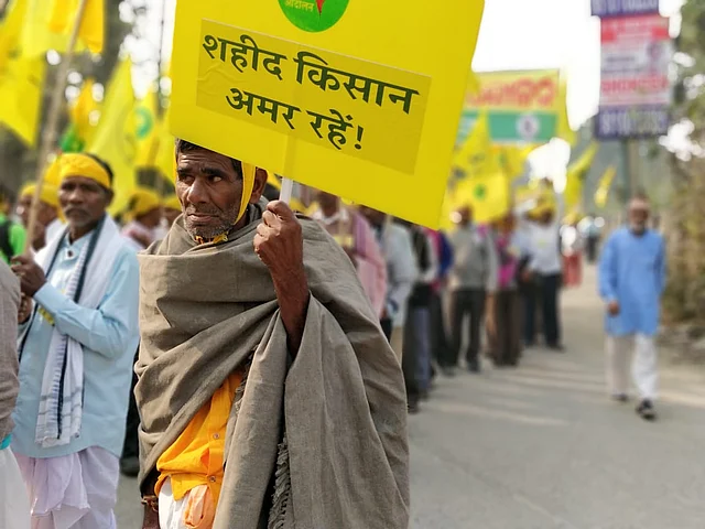 Footsteps of hundreds of farmers thundered in Delhi ahead of the mass gathering slated for Friday. 
