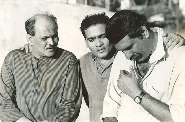 Rahul da Cunha directing actors Boman Irani and Sudhir Joshi in his play<i> I’m Not Bajirao</i>.