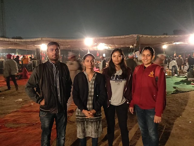 R-L : Sidra, Claire, Aanchal, Saurav from St Stephens College.