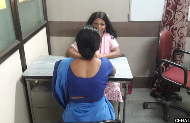 Government hospital crisis centers help domestic violence victims.