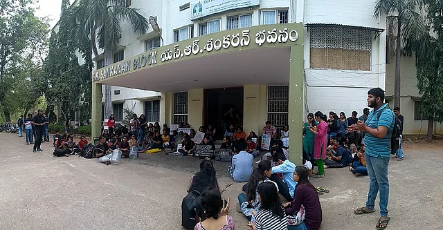 When no accountability or transparency was sought from the administration, the Student Council 2018-2019 decided to go for a fee boycott.
