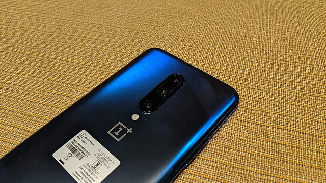 Triple camera setup on the OnePlus 7 Pro.