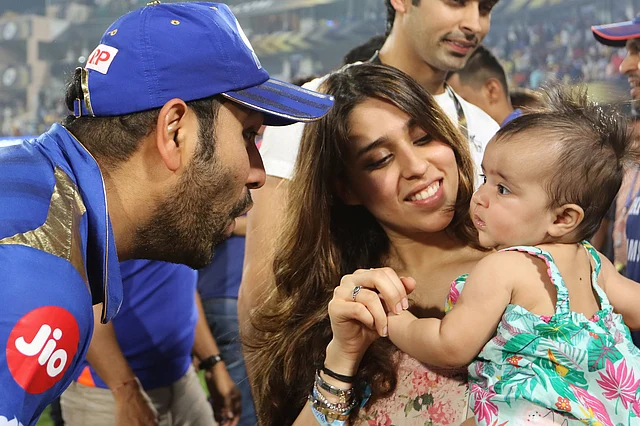 (Rohit Sharma celebrates Mumbai’s IPL title with his family.