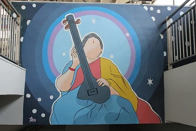 A creative portrait of Indian musician Shubha Mudgal at the Johri Enclave metro station. (Photo Credit: DMRC)