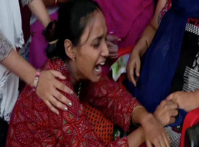 Family of Major Ketan Sharma mourns his demise, at their residence in Kanker Khera.