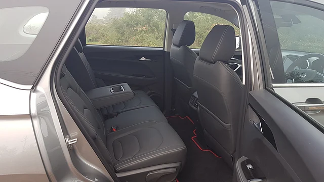 The rear has a full flat floor and reclining seats, offering good comfort. 