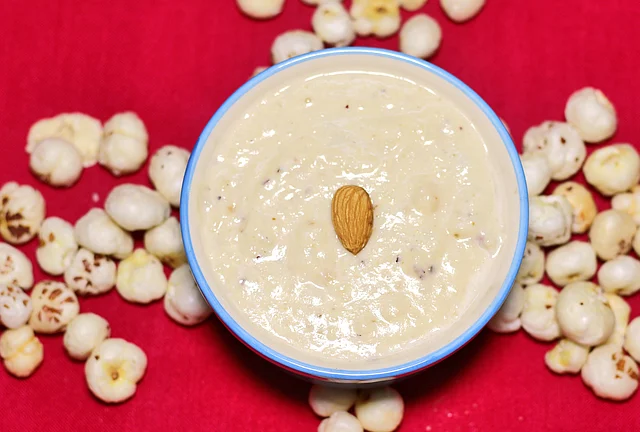 You can have this delicious kheer hot as well as cold.