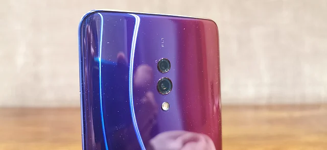 The Oppo K3 comes with a dual rear camera. 