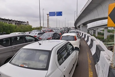 New Delhi: Barapullah flyover witnesses massive traffic jam after rains, in New Delhi on July 17, 2019. (Photo: IANS)