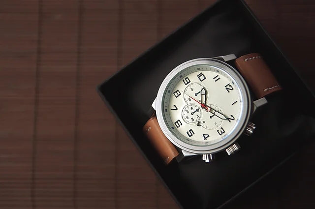 Buy a watch for you brother this Rakhi.